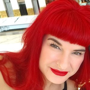 Meet your Posher, Becky